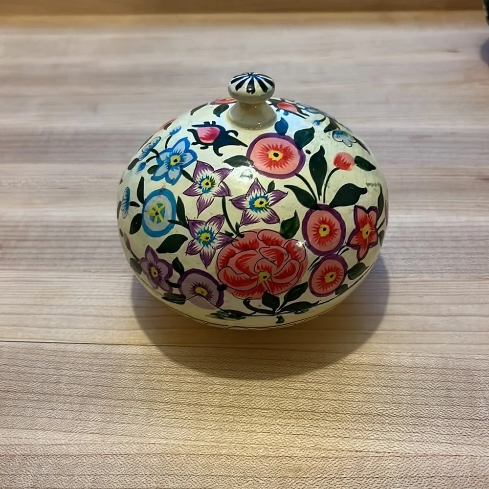 NWT Decoration box Komati Crème